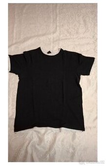 Černé triko s texturou VEL. M