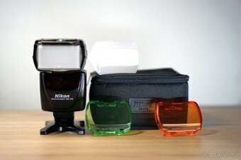 Blesk Nikon SB-700