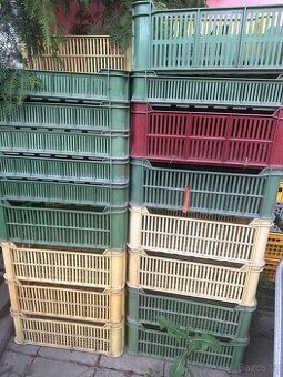 Prodám různé bedýnky z plastu