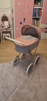 Dětský kočárek