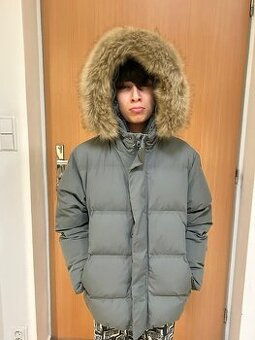 Péřová bunda ZARA