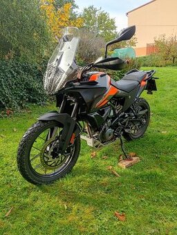 KTM 390 Adventure – r.v. 2021, v provozu od 2022, 7 800 km