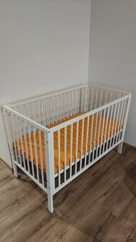 Dětská postýlka + matrace
