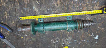 Hřídel na okružní pilu