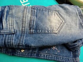 Džínové dívčí kraťasy se štrasovou aplikací