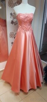 Společenské saténové lososové šaty s krajkou, vel. 38 - 40
