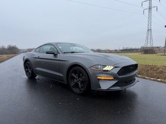 Ford Mustang 2.3 EcoBoost Manuál 08/2021 TOP STAV