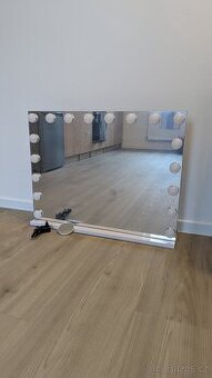 Makeup LED zrcadlo