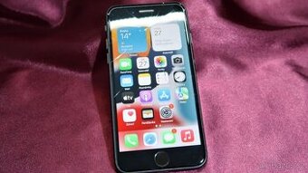 Telefon Apple iPhone 7 128GB MN922ZD/A – prasklé sklo