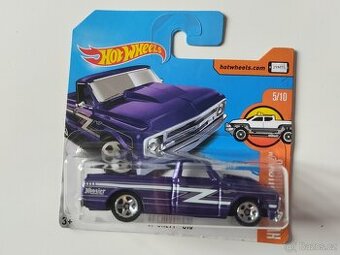 Auto model Hot Wheels HW Hot Trucks 67 Chevy C10