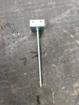 Držák hřebenové latě