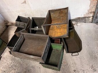 Plechové boxy