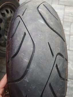 Pneu 180/55 ZR 17+120/70 ZR17