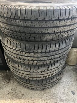 Michelin Agilis camping