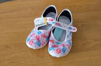 Nové dívčí papuče Baťa vel. 34