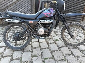 YAMAHA DT 50