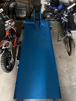 Montážní rampa pro motocykly GMR 560