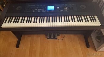 Yamaha DGX 650