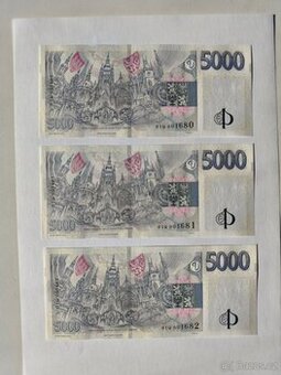Bankovky 5000 Kč s přítiskem ČNB, série 01Q, nízká čísla