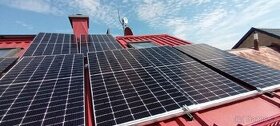 Pomocník pro fotovoltaiku..doprava panelů na vaší střechu
