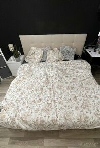 Manželská postel 180x200 (s úložným prostorem)