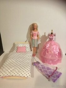 postel pro Barbie s panenkou