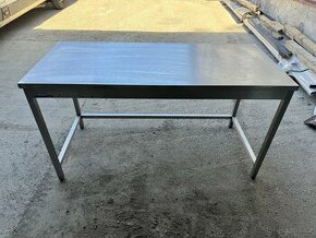 Nerezový stůl 160x70x87cm