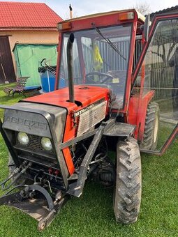 Malotraktor mt8050