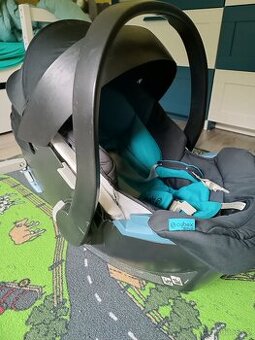 Autosedačka vajíčko Cybex Aton 4 včetně Isofix base