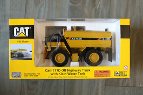 kovový model CAT 777D OFF-HIGHWAY TRUCK WITH WATER TANK 1:50 - 1