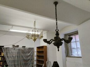 Mosazny starožitný lustr