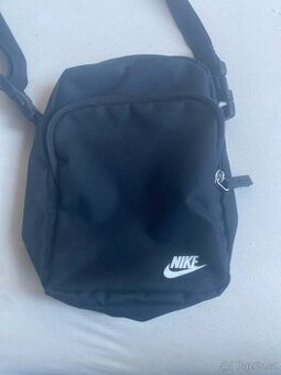 Nike Taska - 1
