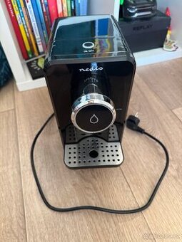 Automat na horkou vodu Nedis - 1