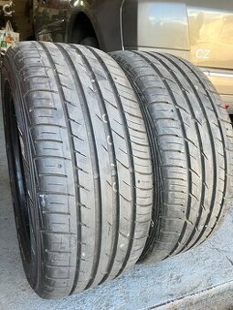 Pneu 225/50/16