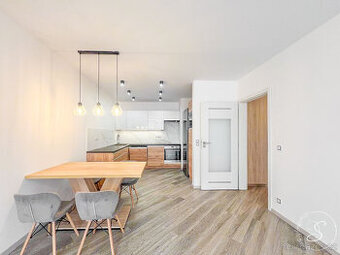 Pronájem bytu 3+kk • 68 m²