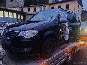 VW TOURAN 2.0TDI/BMM/DSG VEŠKERÉ DÍLY