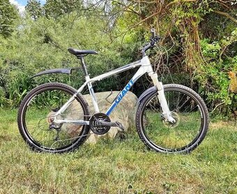 Horské kolo Giant Revel 0, rám M (170–178cm), kola 26"