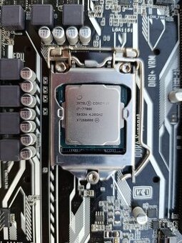 PROCESOR Intel Core i7-7700K+ZÁKLADNÍ DESKA ASUS PRIME Z270