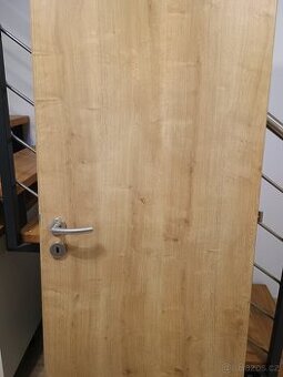 Vnitřní dveře 70cm levé DTD