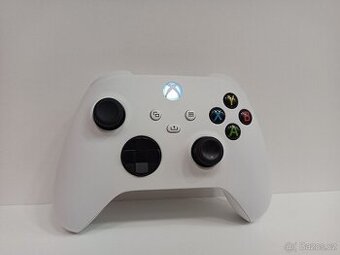 Ovladač na Xbox na Xbox One - Top stav
