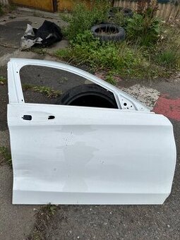 MERCEDES TŘÍDA C w205 Prave PŘEDNÍ DVEŘE