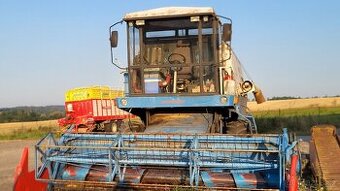 Kombajn E512