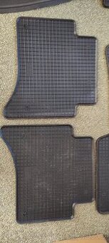 Gumové autokoberce Touareg