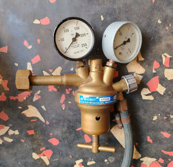 Souprava acetylen a kyslik s hadicí a hořákem