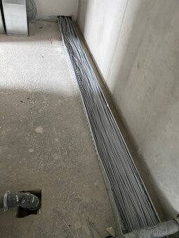 Elektrikáře do Brna, práce na rok, týdenní výplaty