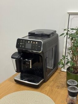 Kávovar Philips Series 5400 LatteGo