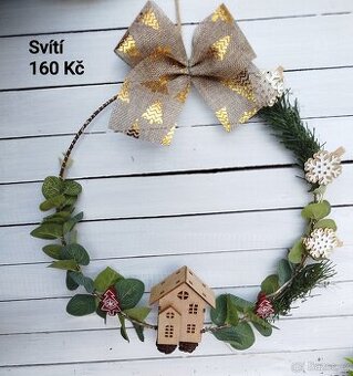 Prodám vánoční věnec na pověšení - svítí