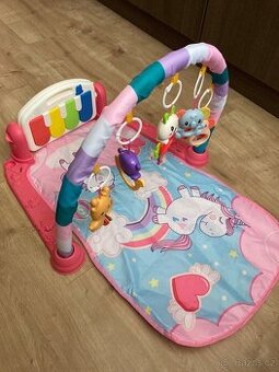 Hrací deka s klavírem