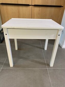 Dětský stůl IKEA s úložným prostorem