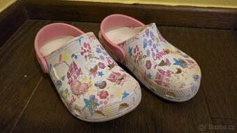 Coqui LITTLE FROG
růžové, princess s amuletem

Vel. 27-28